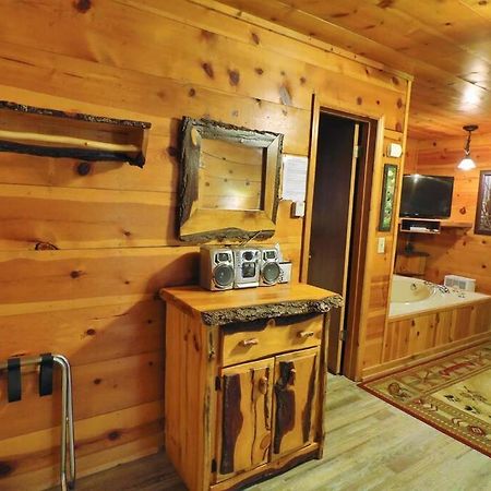 Alpine Mountain Sweetheart Cabin Jacuzzi #8 海伦 外观 照片