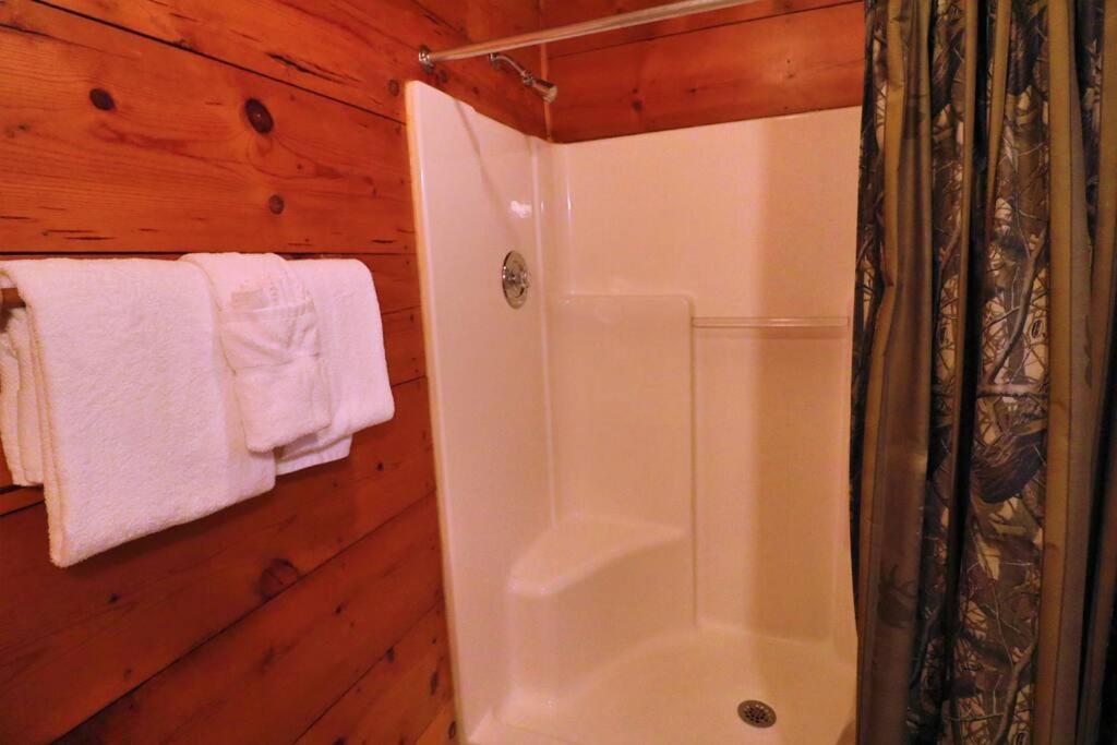 Alpine Mountain Sweetheart Cabin Jacuzzi #8 海伦 外观 照片